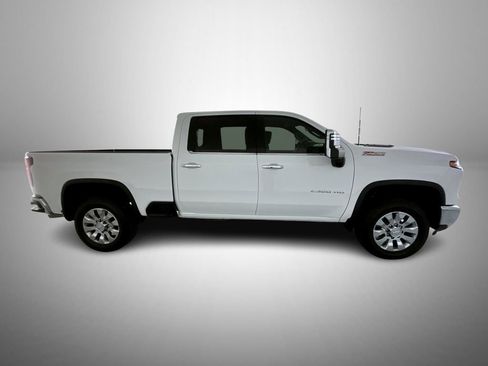 Used 2024 Chevrolet Silverado 2500 LTZ w/ LTZ Plus Package AWD/4WD image 4