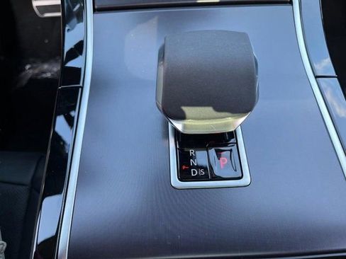 Used 2026 Land Rover Range Rover Evoque Dynamic SE AWD/4WD image 22