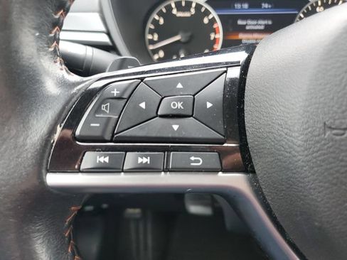 Used 2024 Nissan Altima 2.5 SR FWD image 24