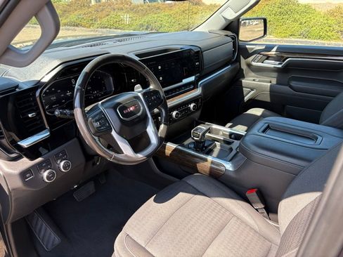 Used 2022 GMC Sierra 1500 Elevation image 13