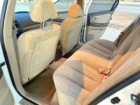 Used 2000 Nissan Maxima GXE image 26