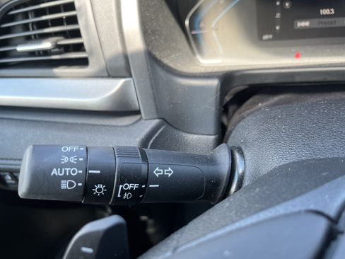 Certified 2024 Honda Odyssey Sport image 23
