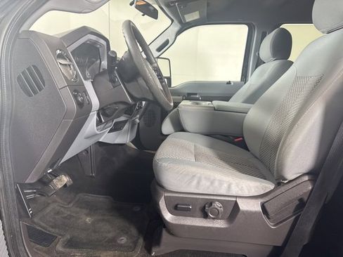 Used 2016 Ford F350 XLT w/ Camper Package image 11