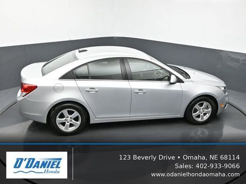 Used 2016 Chevrolet Cruze LT FWD image 19