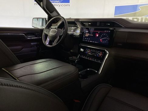 Used 2024 GMC Sierra 1500 Denali w/ Technology Package AWD/4WD image 26