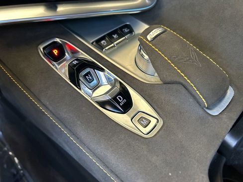 Used 2023 Chevrolet Corvette Stingray w/ Z51 Performance Package image 8