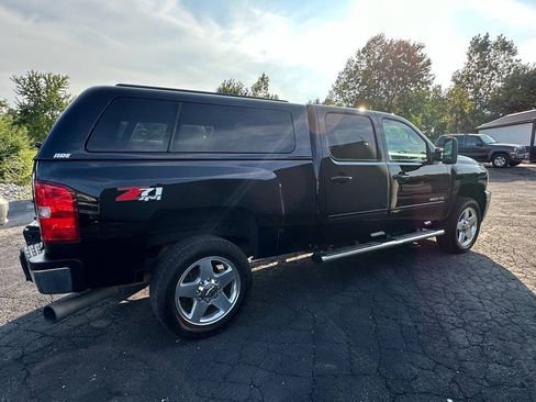 Used 2013 Chevrolet Silverado 2500 LTZ w/ LTZ Plus Package AWD/4WD image 4