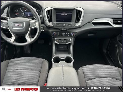 Used 2024 GMC Terrain SLE w/ Driver Convenience Package FWD image 14