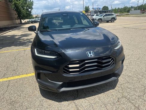 Used 2024 Honda HR-V Sport image 13