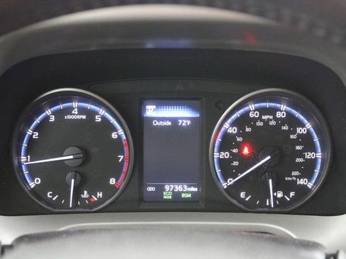 Used 2018 Toyota RAV4 XLE image 26