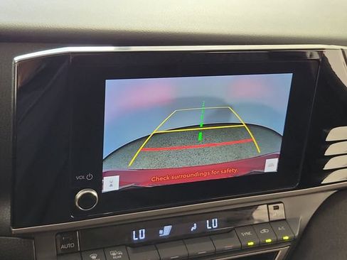 Used 2025 Toyota Camry LE w/ Convenience Package FWD image 29