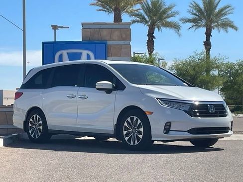 Used 2022 Honda Odyssey EX-L image 3