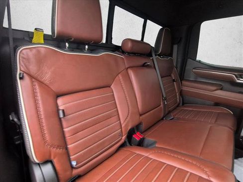 Used 2024 GMC Sierra 1500 Denali Ultimate AWD/4WD image 21