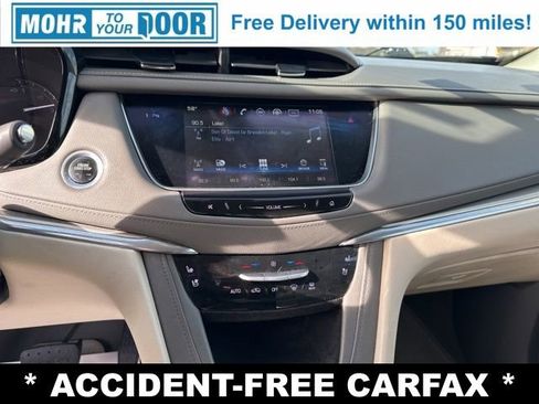 Used 2017 Cadillac XT5 Premium Luxury image 20