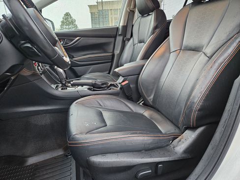 Used 2019 Subaru Crosstrek 2.0i Limited w/ Moonroof Package w/Navigation image 17