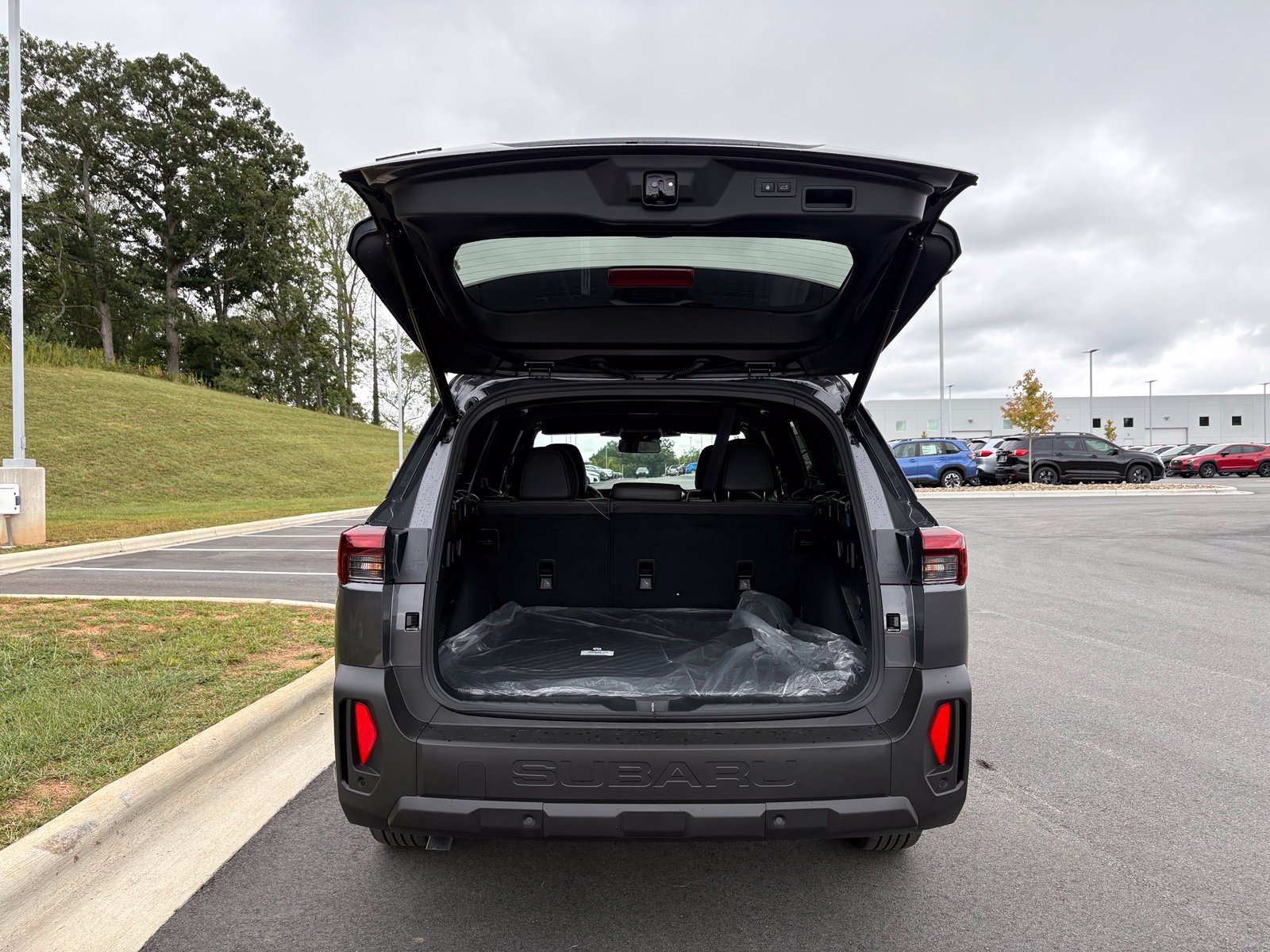 New 2026 Subaru Outback Limited AWD/4WD image 11