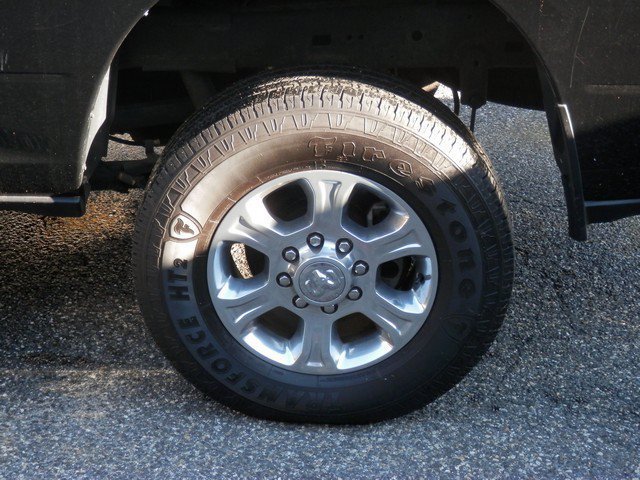 Used 2024 RAM 2500 Big Horn AWD/4WD image 12