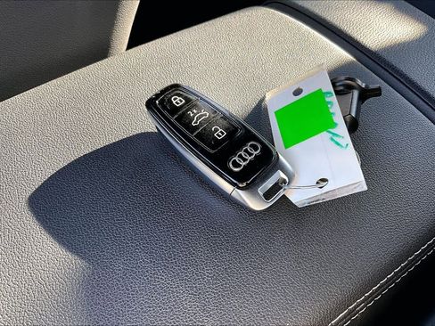 Used 2024 Audi A6 Premium Plus image 14