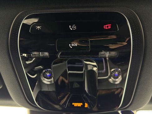 Used 2022 Mercedes-Benz SL 55 AMG AMG SL 55 w/ Performance Line image 35