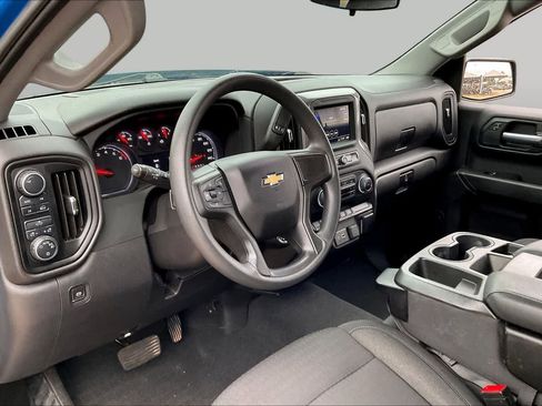 Used 2023 Chevrolet Silverado 1500 Custom AWD/4WD image 21
