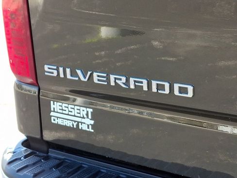 Certified 2024 Chevrolet Silverado 1500 LT AWD/4WD image 32