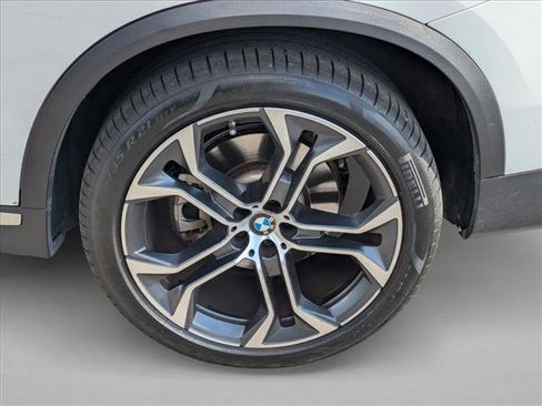 Used 2022 BMW X5 sDrive40i w/ Premium Package RWD image 7