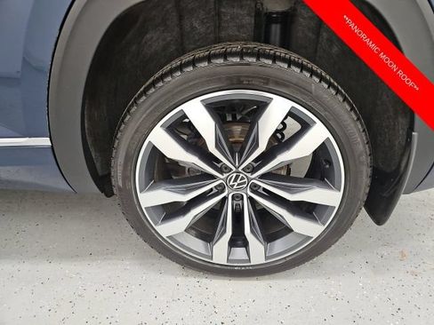 Used 2023 Volkswagen Atlas SEL Premium AWD/4WD image 9