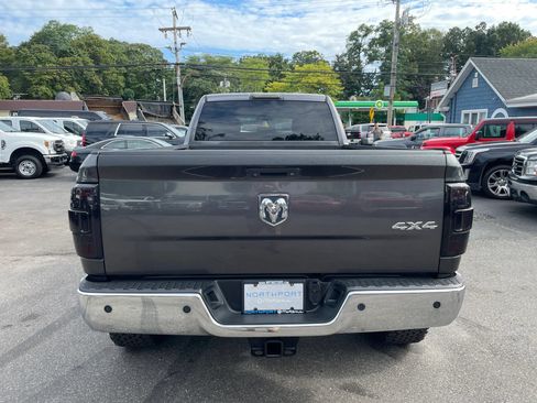 Used 2015 RAM 2500 Tradesman w/ Chrome Appearance Group AWD/4WD image 4