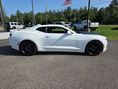 Used 2019 Chevrolet Camaro SS RWD image 23