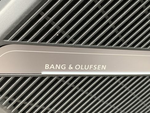 Certified 2023 Audi Q5 2.0T Premium Plus w/ Premium Plus Package image 9