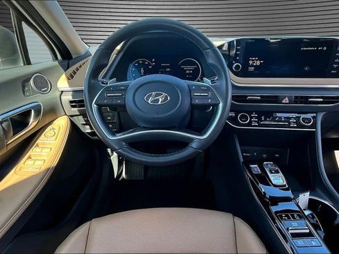 Used 2023 Hyundai Sonata Limited w/ Winter Weather Package FWD image 8