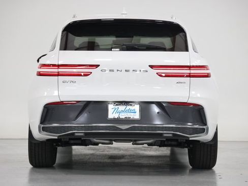 New 2026 Genesis GV70 2.5T AWD/4WD image 12