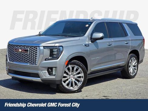 Used 2023 GMC Yukon Denali AWD/4WD image 1