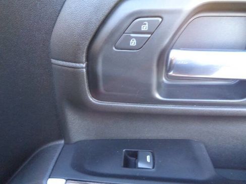 Used 2022 Chevrolet Silverado 2500 LT image 28