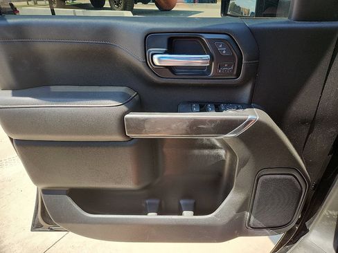 Used 2022 GMC Sierra 2500 AT4 AWD/4WD image 7