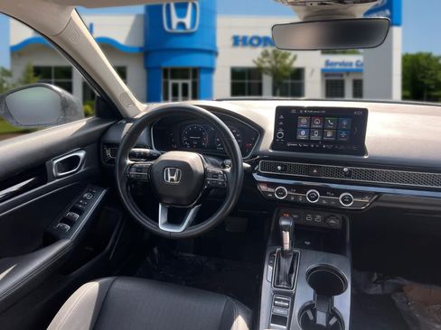 Used 2023 Honda Civic Touring image 32