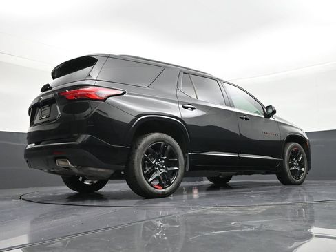 Used 2023 Chevrolet Traverse Premier w/ Redline Edition FWD image 24