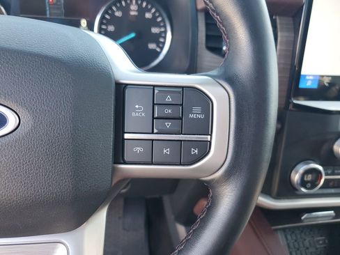 Used 2023 Ford Expedition Limited image 27