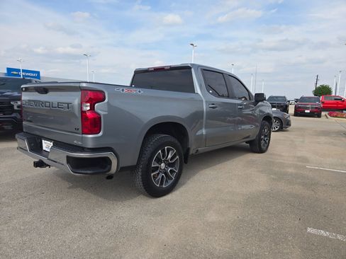 Used 2024 Chevrolet Silverado 1500 LT image 3