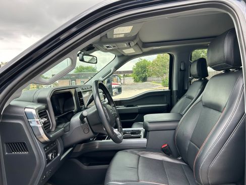 Used 2023 Ford F250 Lariat w/ Lariat Ultimate Package image 9