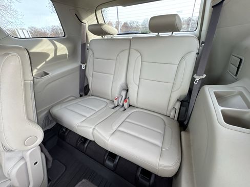 Used 2019 GMC Acadia Denali w/ Technology Package image 24