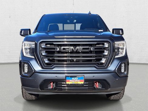 Used 2019 GMC Sierra 1500 AT4 w/ AT4 Premium Package image 2