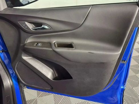 Used 2024 Chevrolet Equinox LT image 41