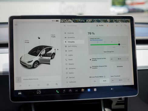 Used 2020 Tesla Model Y Long Range AWD/4WD image 14