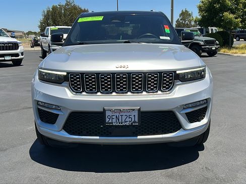 Used 2022 Jeep Grand Cherokee Summit AWD/4WD image 8