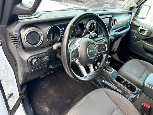 Used 2022 Jeep Wrangler Unlimited Rubicon 4xe w/ Cold Weather Group image 10