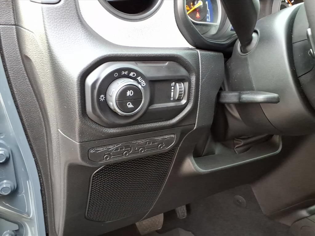 New 2026 Jeep Gladiator Sport AWD/4WD image 17