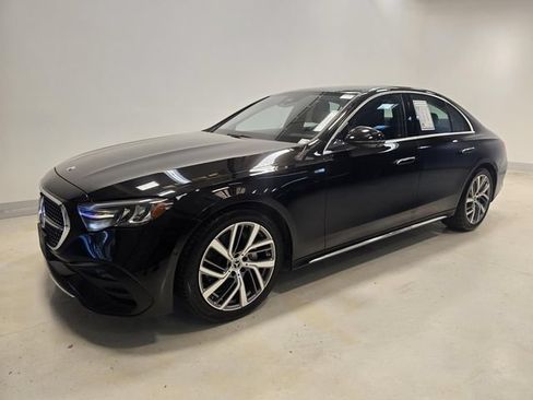 Used 2025 Mercedes-Benz E 350 Sedan image 37