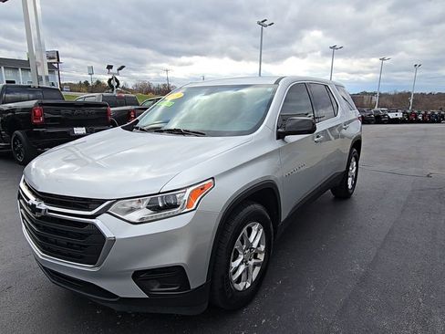 Used 2019 Chevrolet Traverse LS image 3