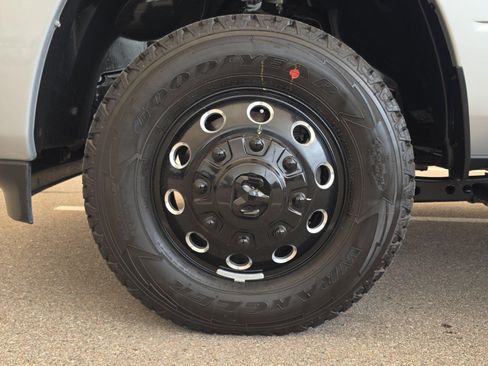 New 2026 RAM 3500 Laramie w/ Night Edition AWD/4WD image 29